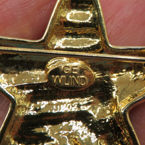 Patriotic Star Rhinestone Enamel Brooch - Picture 5 of 6